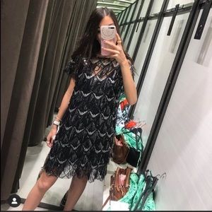 Zara dress bloggers favorite